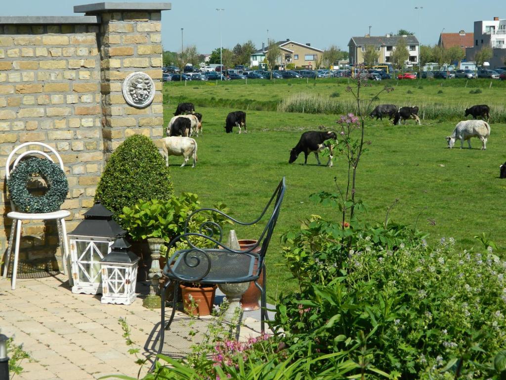 Bed & Breakfast Het Zilte Zand - Luxe Ontbijt - Gratis Parking - Westende Middelkerke Exterior foto